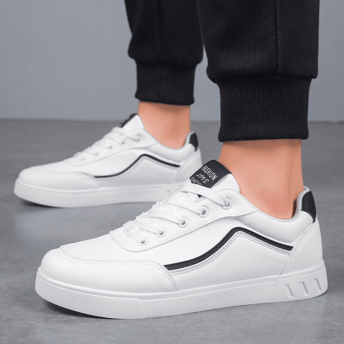 Minimalist Premium Sneaker - Rubber Sole