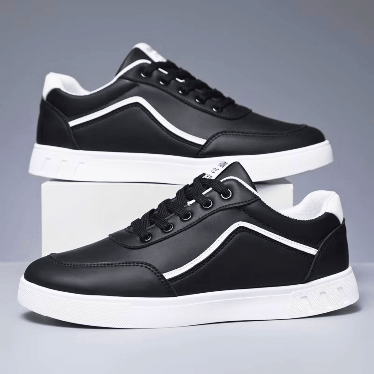 Minimalist Premium Sneaker - Rubber Sole
