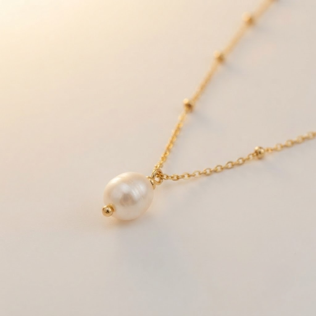 Pearl Pendant Necklace