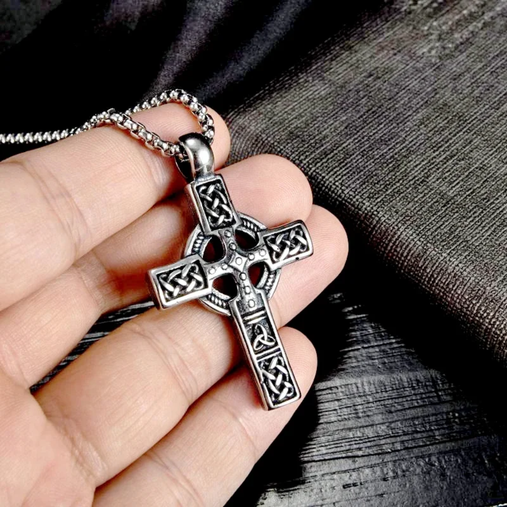 Silver Cross Necklace Pendant Celtic Irish Knotwork Engraved Box Chain
